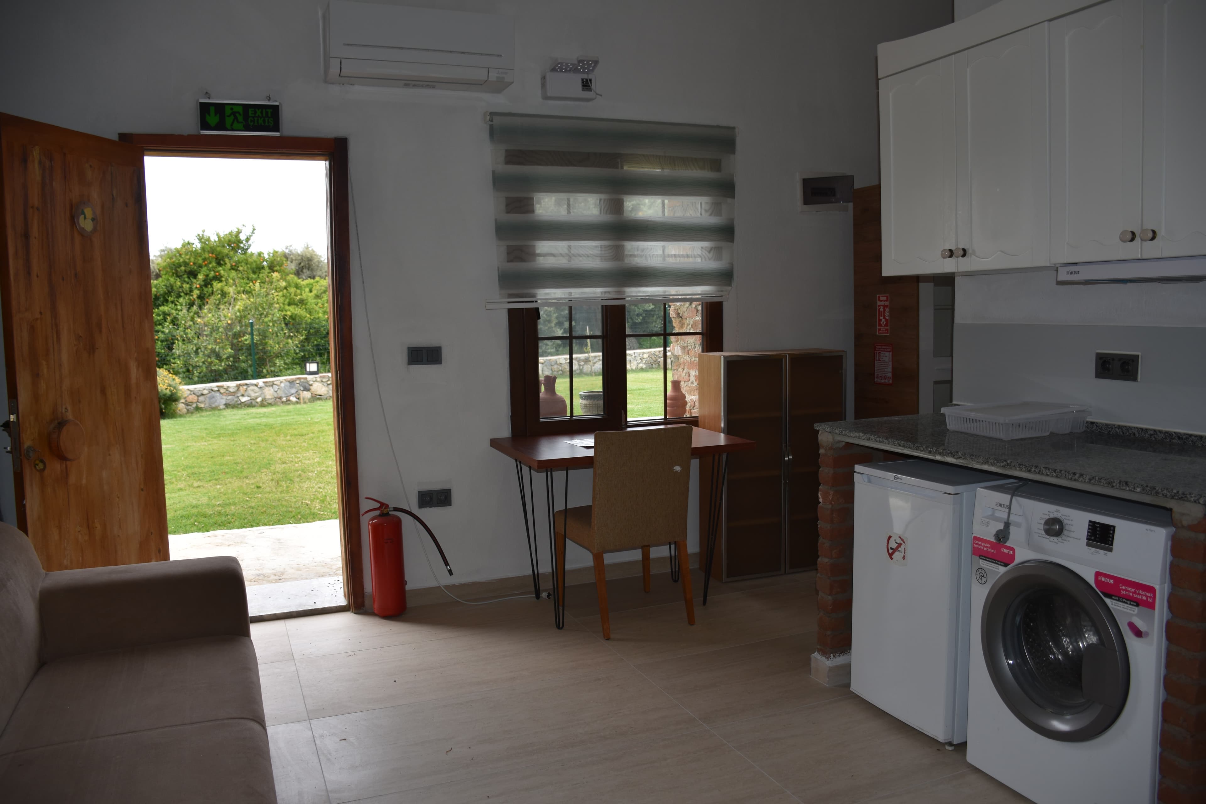 Gallery — photo 2